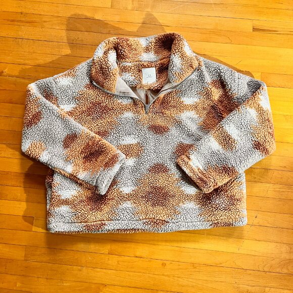 Thread + Supply Medium Pullover Fleece with pockets - Picture 10 of 13